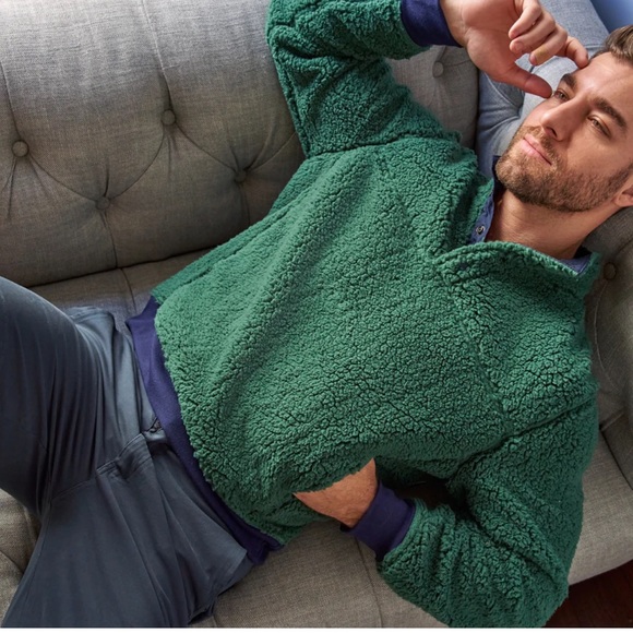 M. Singer Men’s Faux Sherpa pullover Size XXL and M Green New w/o tag - Picture 1 of 8